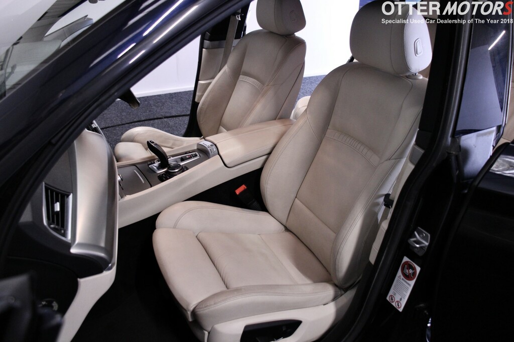 BMW 5 Series Gran Turismo 530D Luxury White #16