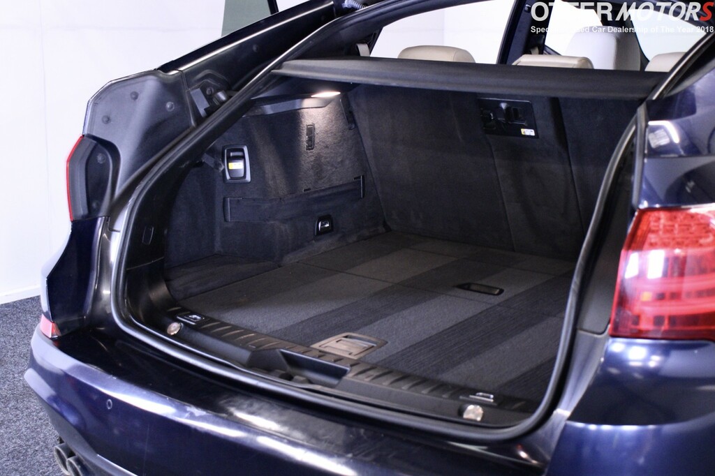 BMW 5 Series Gran Turismo 530D Luxury White #48