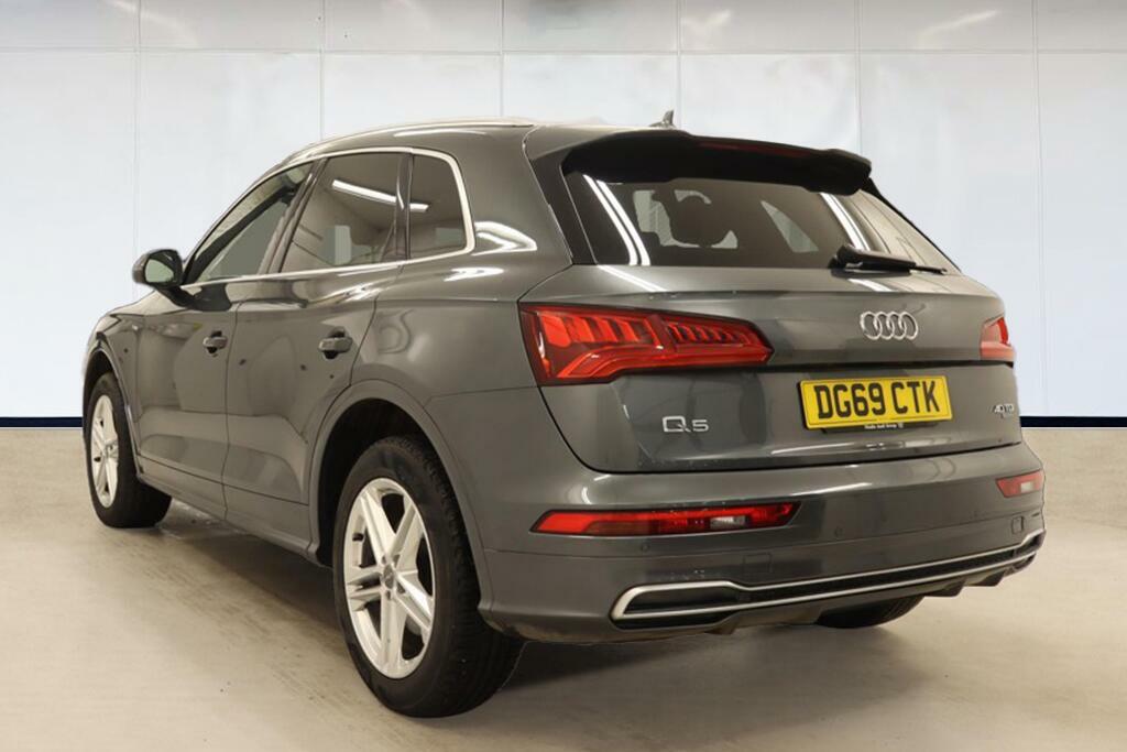 Audi Q5 2.0 Tdi 40 S Line Suv S Tronic Quattro Grey #4
