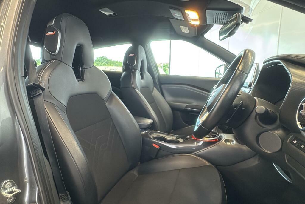 Nissan Juke Tekna Black #20