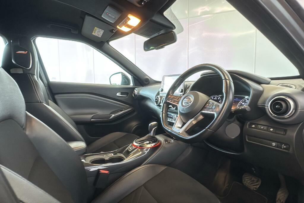 Nissan Juke Tekna Black #19