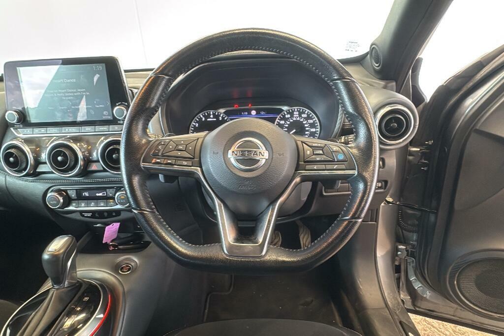 Nissan Juke Tekna Black #21