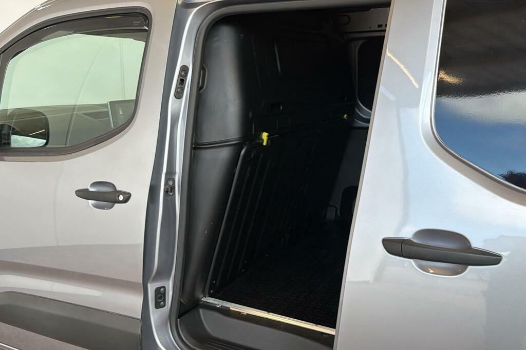 Vauxhall Combo Combo 2000 Dynamic Td White #20