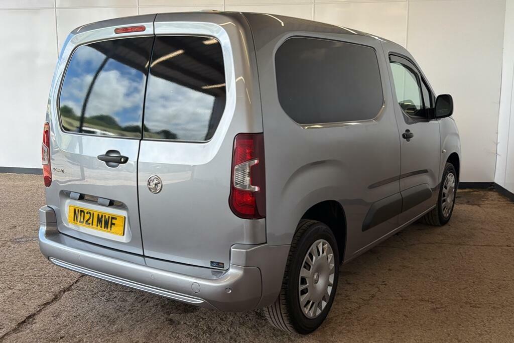 Vauxhall Combo 1.5 Turbo D 2000 Sportive Panel Van Man Grey #4