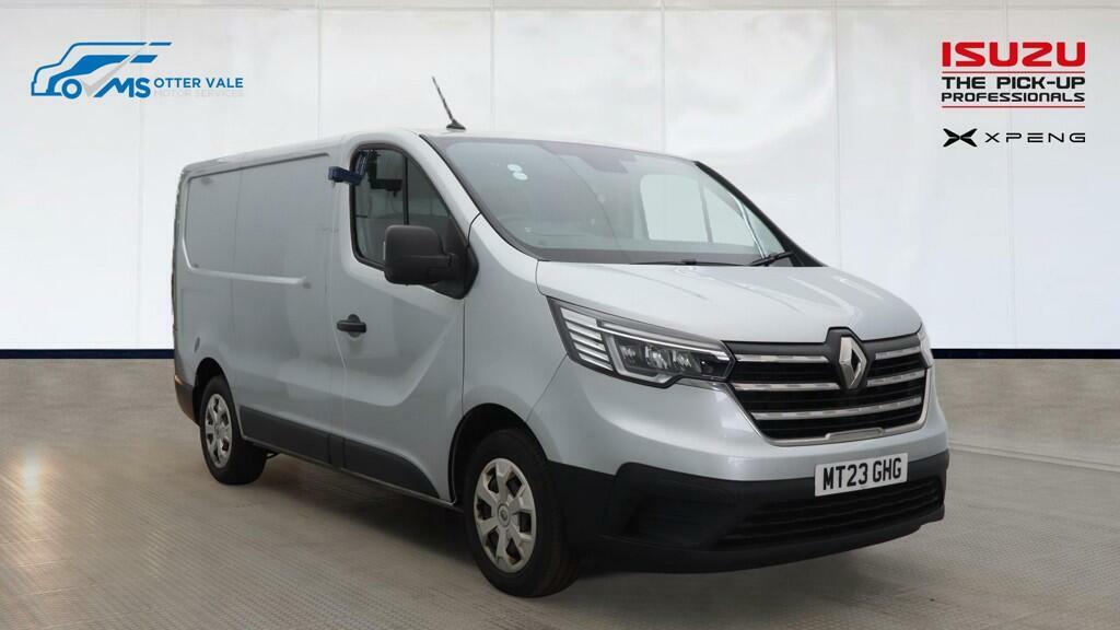 Renault Trafic 2.0 Dci Blue Sl30 Business Panel Van M Grey