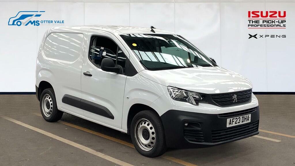 Peugeot Partner 1.5 Bluehdi 1000 Professional Premium Standard P White