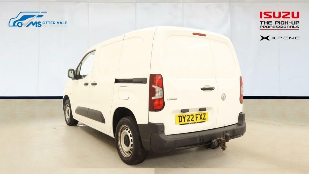 Vauxhall Combo 1.5 Turbo D 2000 Dynamic Panel Van Manu White #3