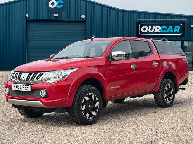 Mitsubishi L200 2016 2.4 Di-d Dc Barbarian Pickup Double Cab D Red