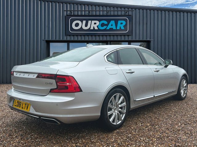 Volvo S90 2018 2.0 D4 Inscription Saloon Eur Silver #3