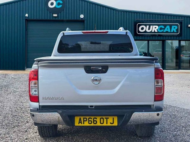 Nissan Navara 2016 2.3 Dci Tekna Pickup Double Cab Au Silver #4