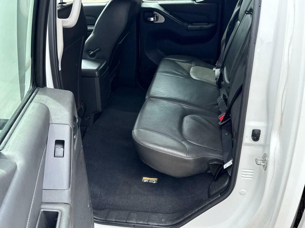 Nissan Navara Double Cab Pick Up Black #24