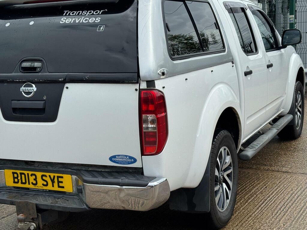 Nissan Navara Double Cab Pick Up Black #11