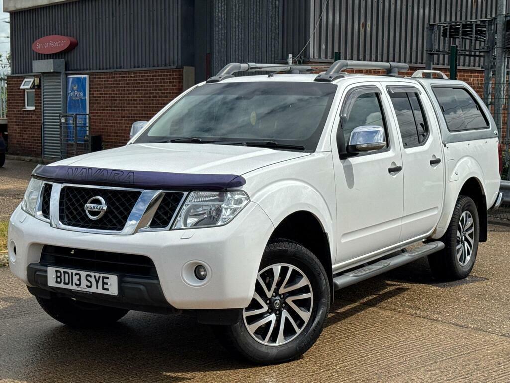 Nissan Navara 2.5 Dci Tekna 4Wd Euro 5 White