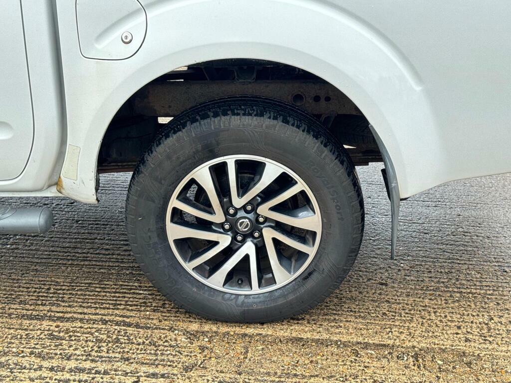 Nissan Navara Double Cab Pick Up Black #33