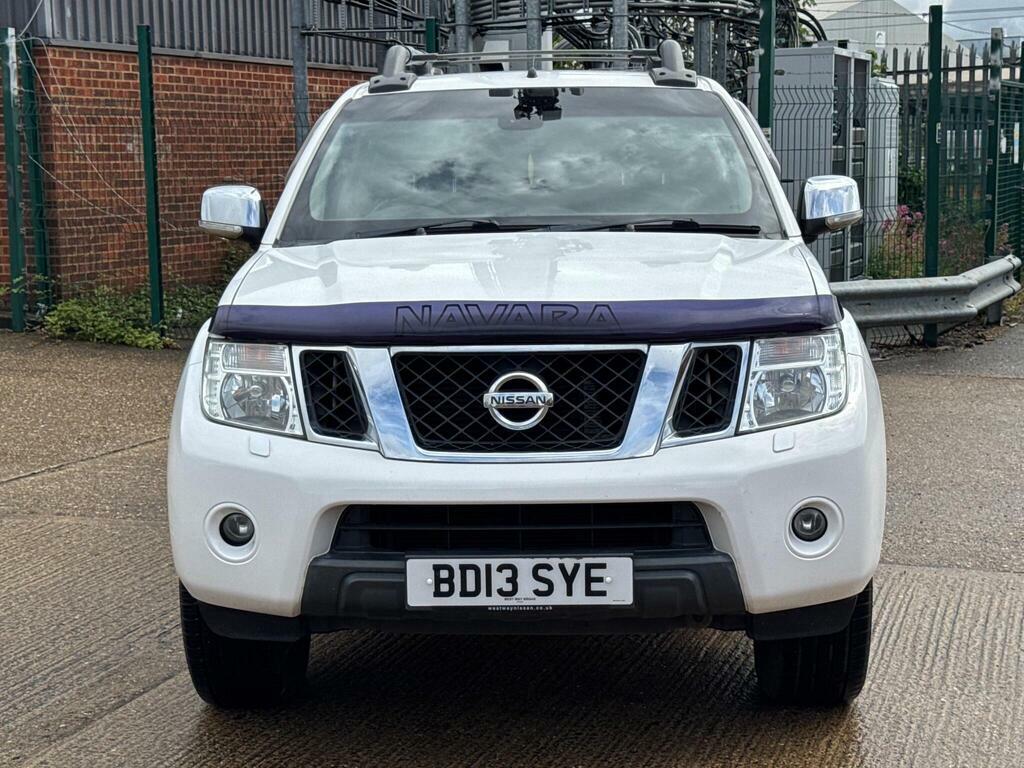 Nissan Navara 2.5 Dci Tekna 4Wd Euro 5 White #6