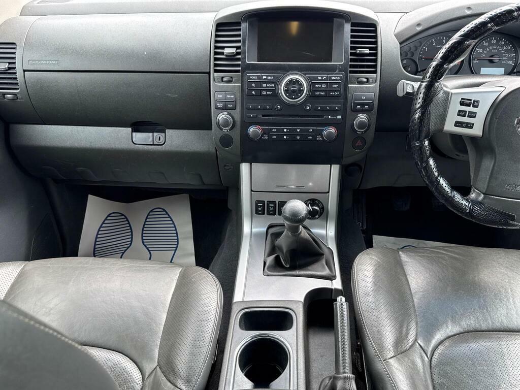 Nissan Navara Double Cab Pick Up Black #29