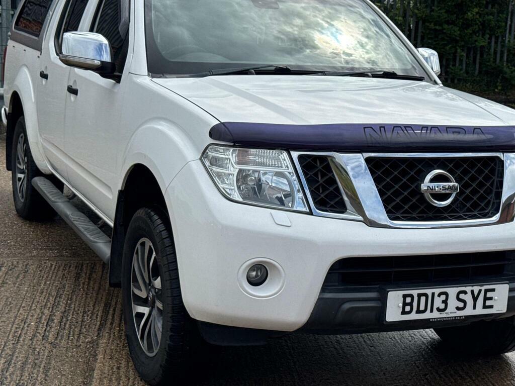 Nissan Navara 2.5 Dci Tekna 4Wd Euro 5 White #6