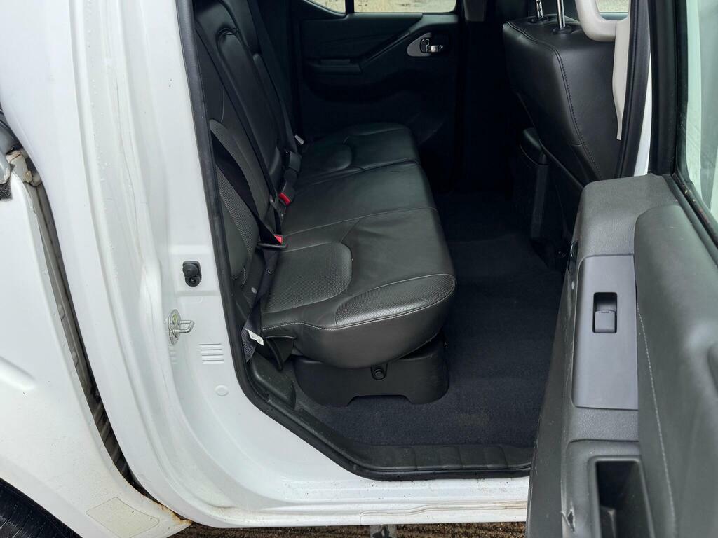 Nissan Navara Double Cab Pick Up Black #21