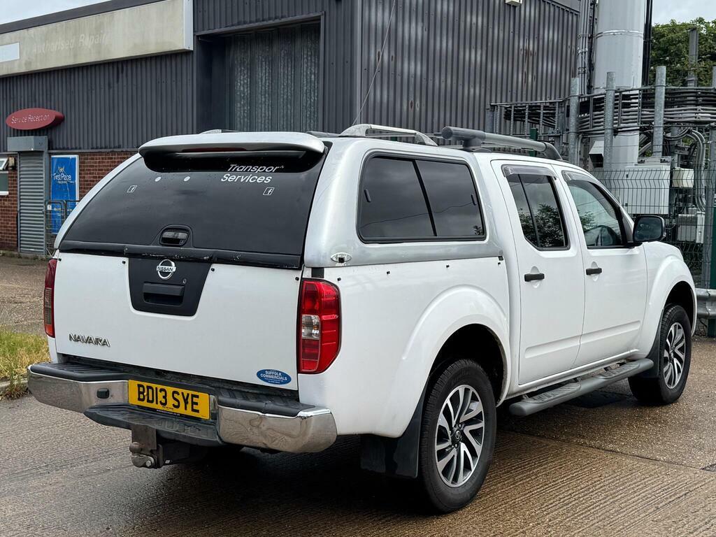 Nissan Navara Double Cab Pick Up Black #10