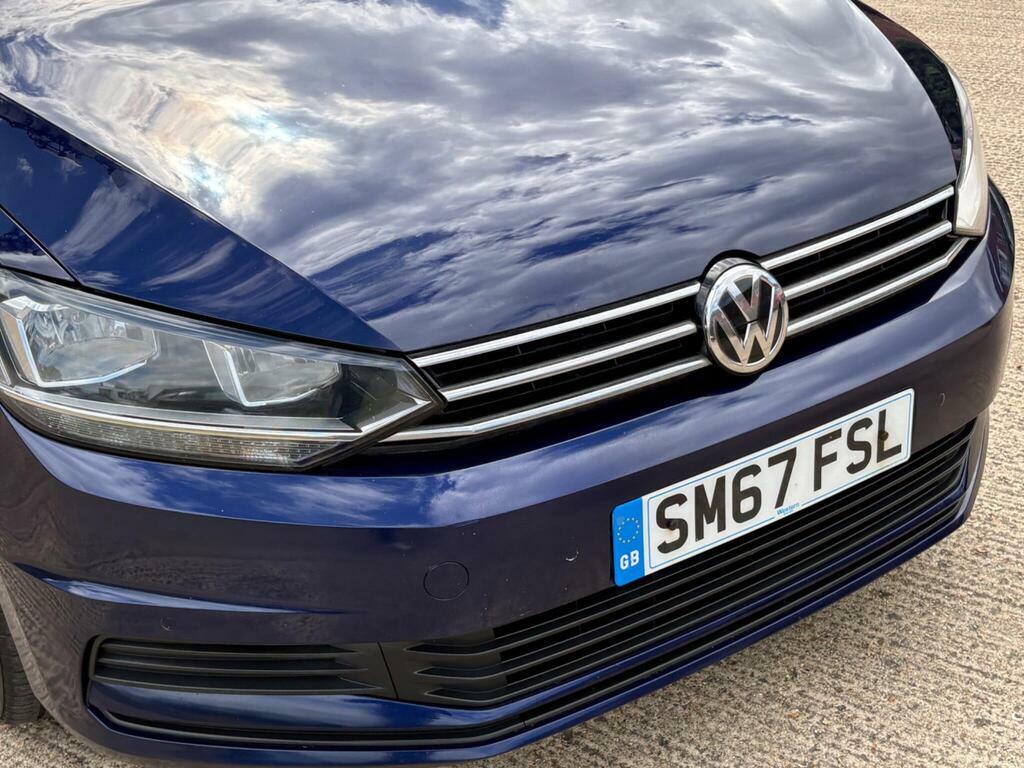 Volkswagen Touran Mpv Black #23