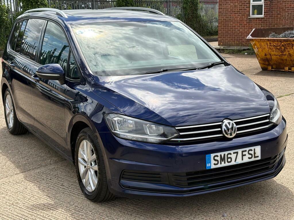 Volkswagen Touran Mpv Black #14
