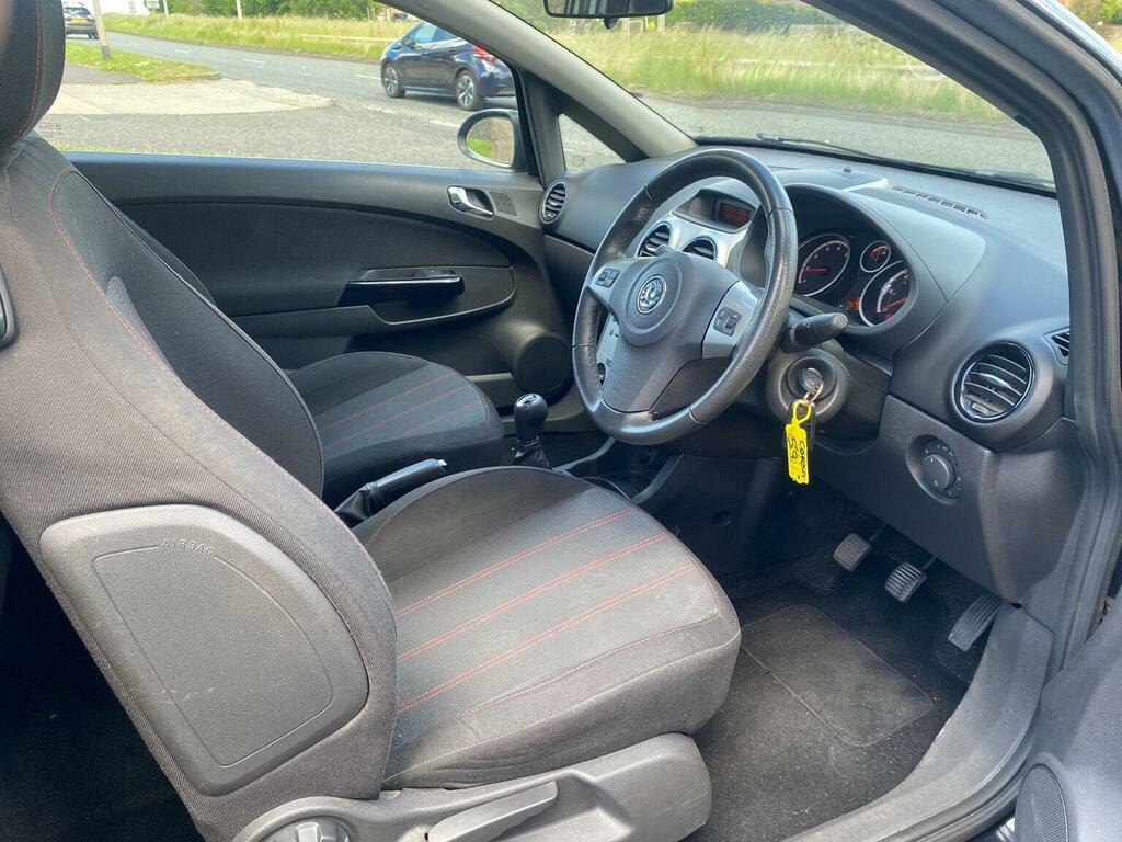 Vauxhall Corsa 1.4I 16V Sxi White #11