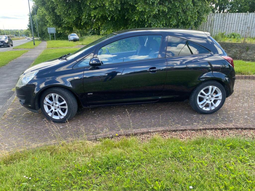 Vauxhall Corsa 1.4I 16V Sxi White #2