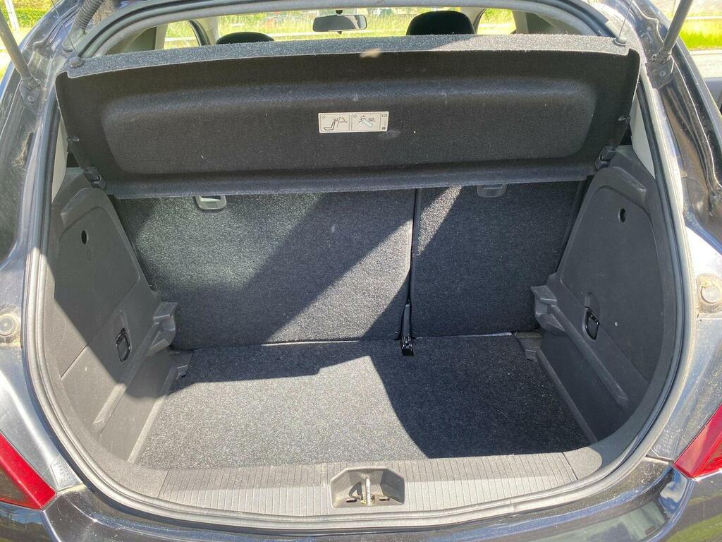 Vauxhall Corsa 1.4I 16V Sxi White #20