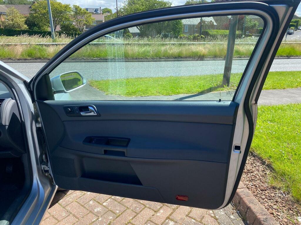 Volkswagen Polo 1.2 E Silver #16