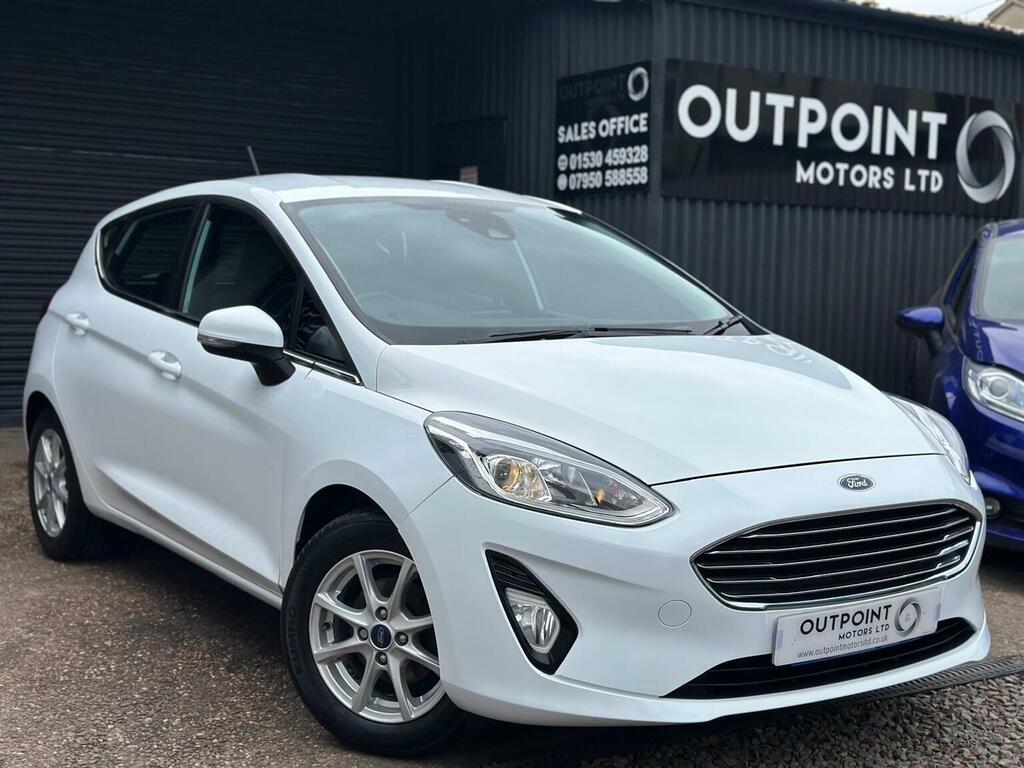 Ford Fiesta Hatchback 1.1 Ti-vct Zetec Euro 6 Ss 2018 White