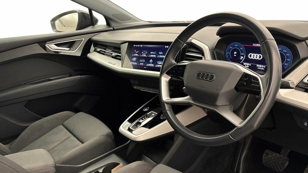 Audi Q4 E Tron Q4 E-tron Sport 35 Black #3