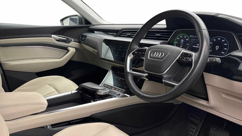 Audi Q8 e tron Q8 E-tron Black Edition 55 Quattro Grey #8
