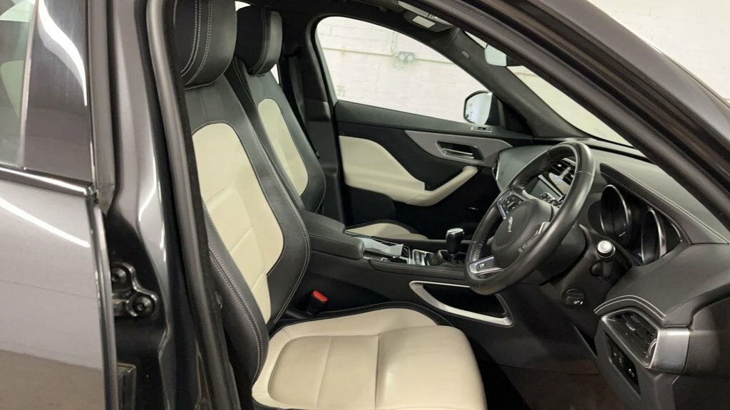 Jaguar F-Pace 2L R-sport Grey #4