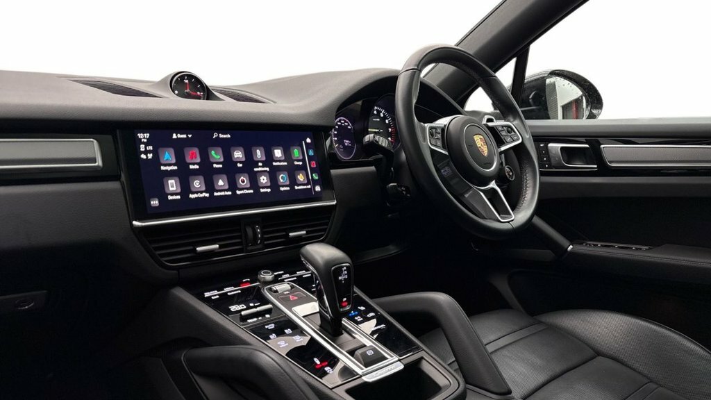 Porsche Cayenne 3L Platinum Edition Black #3