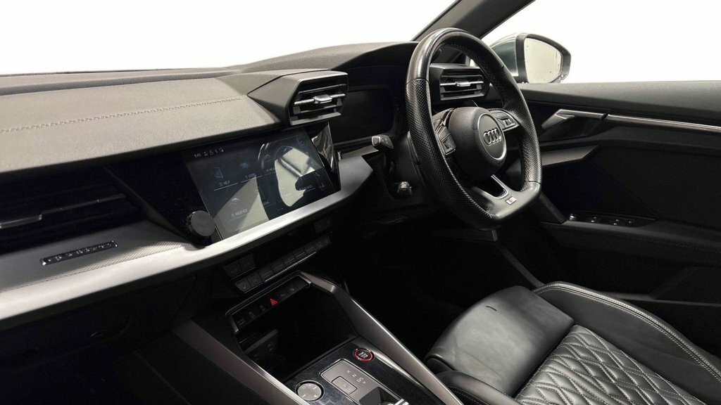 Audi S3 2L Black Edition White #7