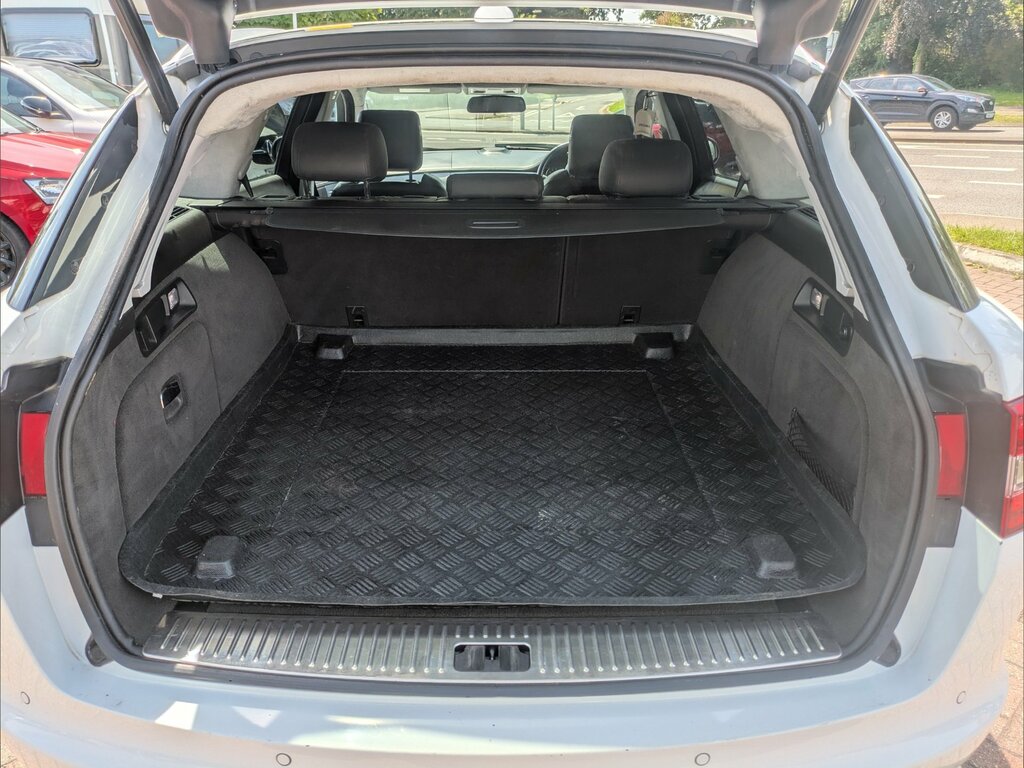 Jaguar XF 3L Portfolio Silver #22