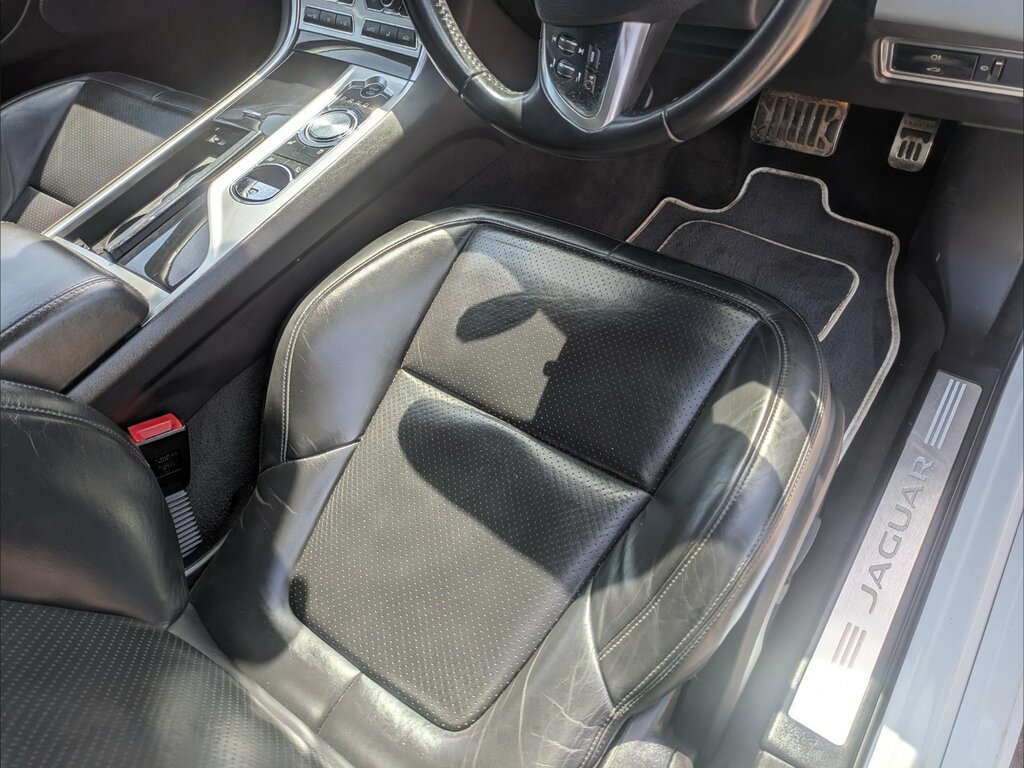 Jaguar XF 3L Portfolio Silver #19