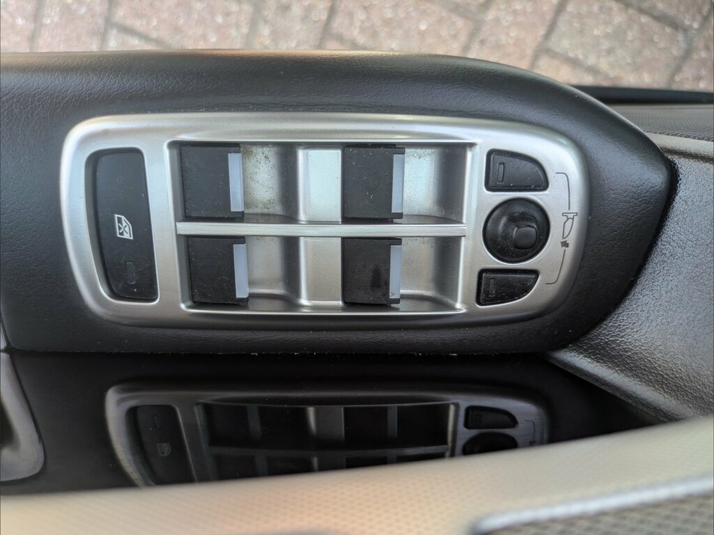 Jaguar XF 3L Portfolio Silver #18