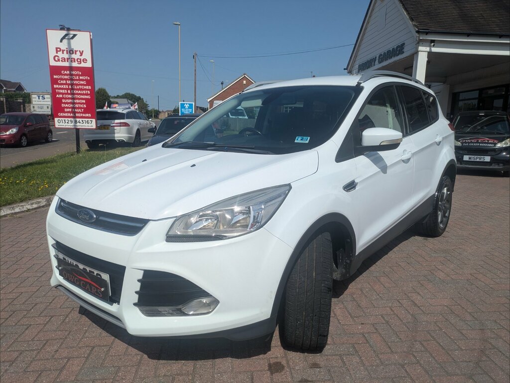 Ford Kuga 2.0 Tdci Titanium Suv Awd Euro 5 White #3