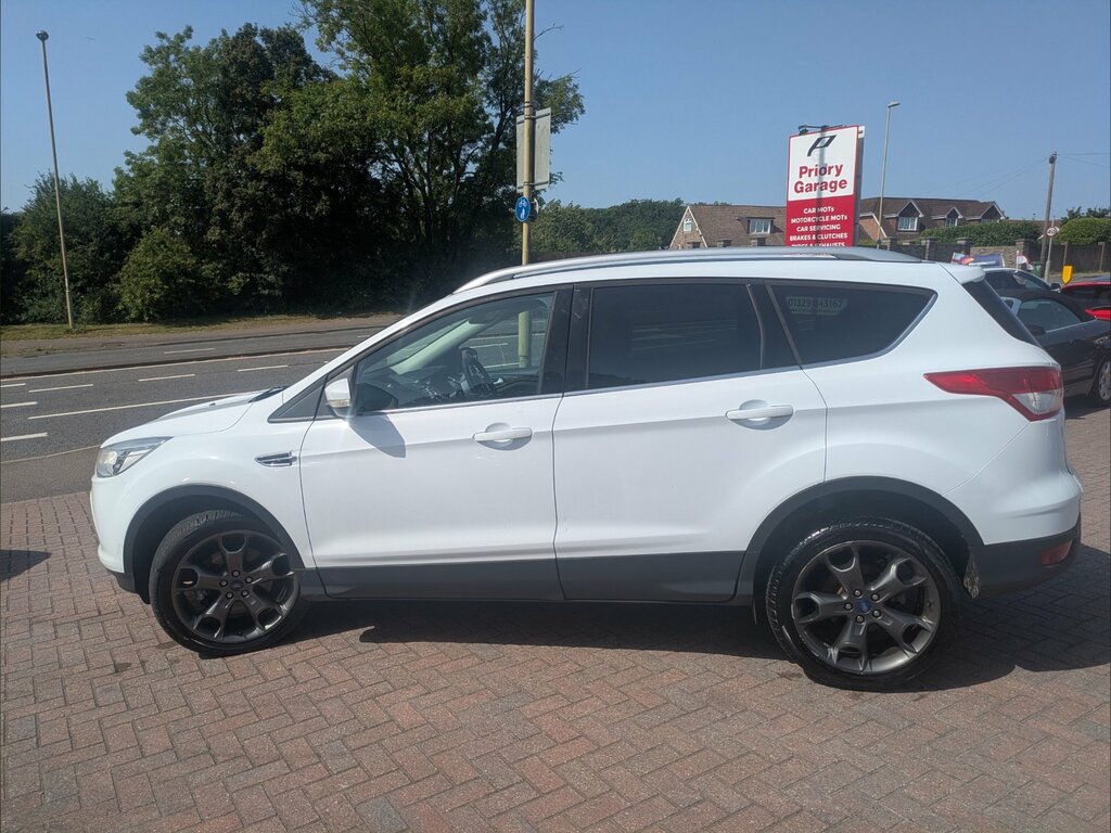Ford Kuga 2.0 Tdci Titanium Suv Awd Euro 5 White #4