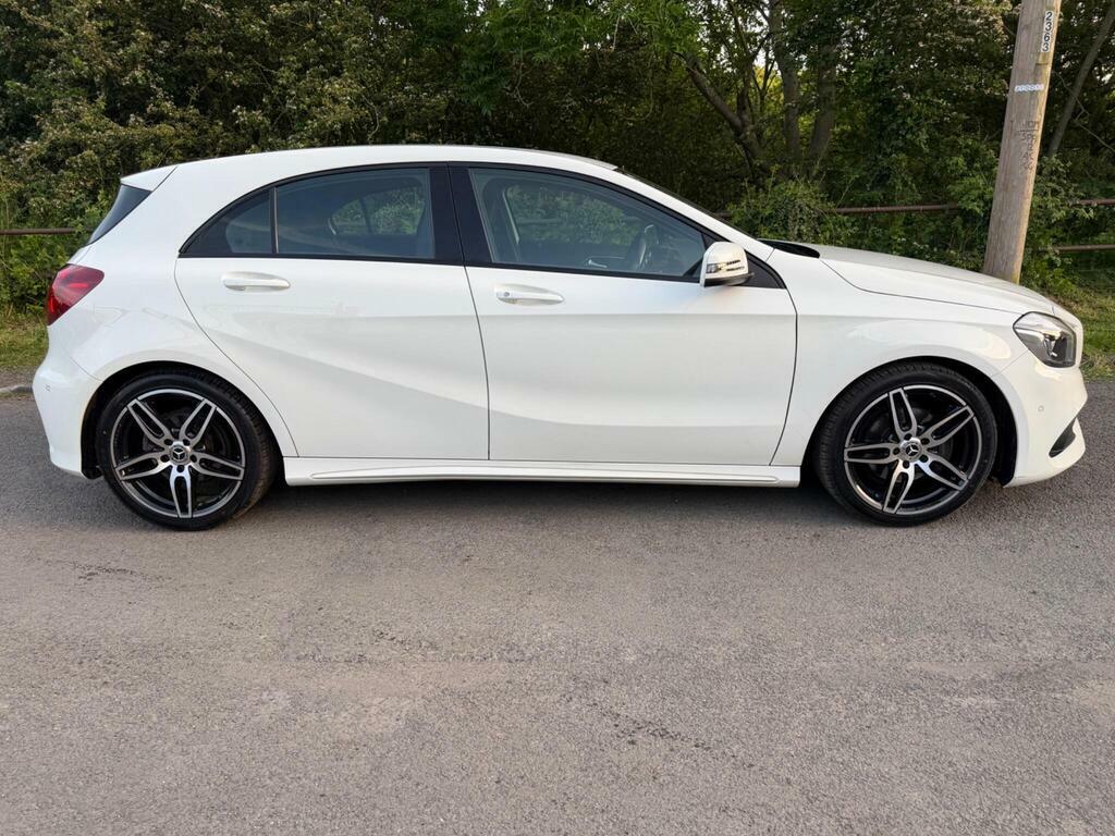 Mercedes-Benz A Class 1.5 A180d Amg Line Premium Euro 6 S S SH67KWD White #2