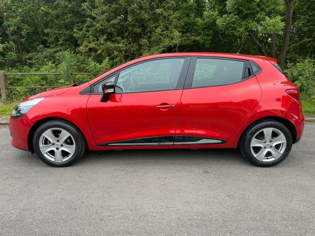 Renault Clio Hatchback Black #10