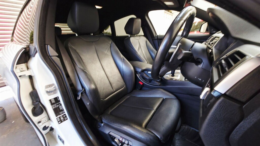 BMW 4 Series 3.0 M Sport Xdrive Euro 6 Ss YF69TBX #4