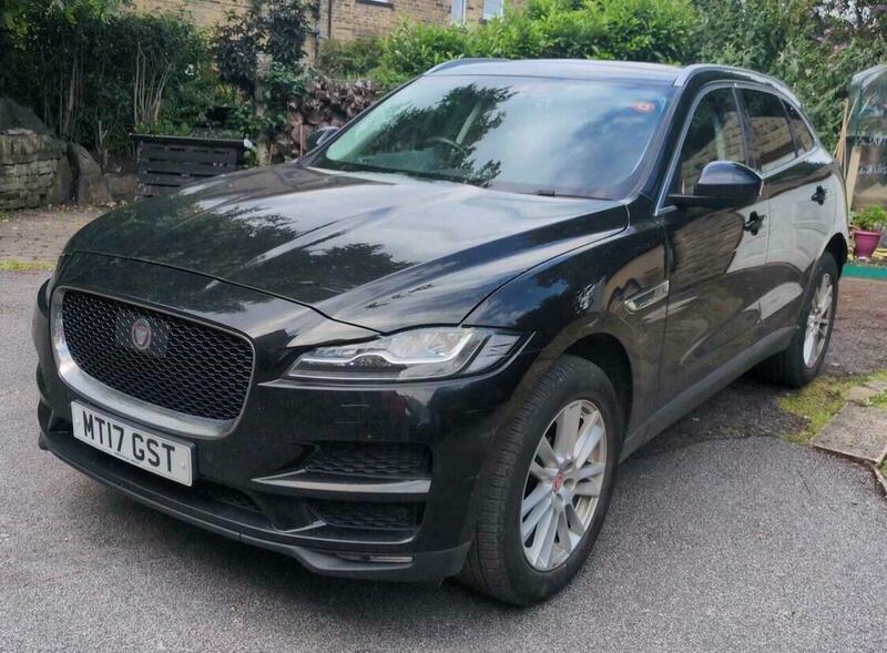 Jaguar F-Pace 2.0 D180 Portfolio Black #3
