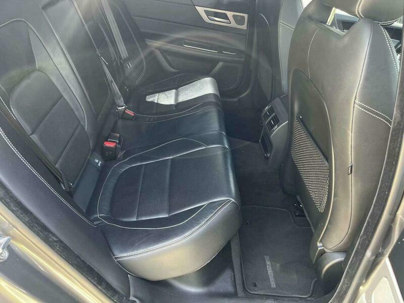 Jaguar XF 2.0D Prestige #16