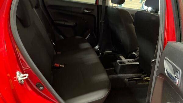 Suzuki Swift Swift Sz-t Dualjet Shvs White #10