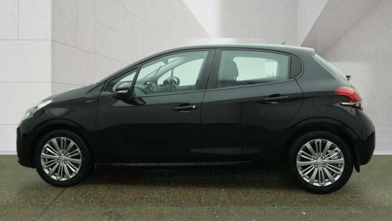 Peugeot 208 1.2 Puretech Signature Euro 6 Ss Black #6