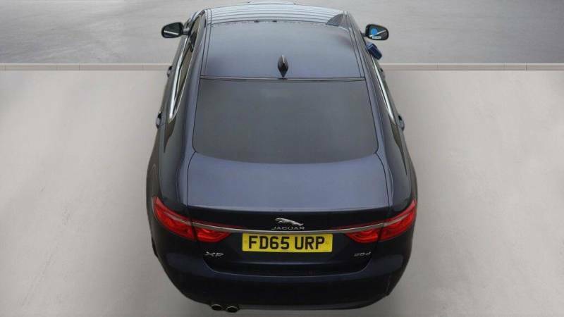 Jaguar XF 2.2 D Portfolio 200 Bhp Black #8