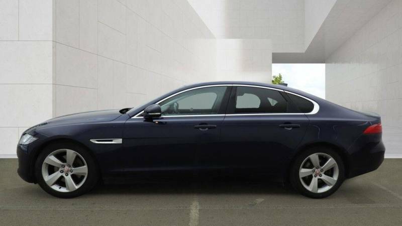 Jaguar XF 2.0D Portfolio Euro 6 Ss Blue #6
