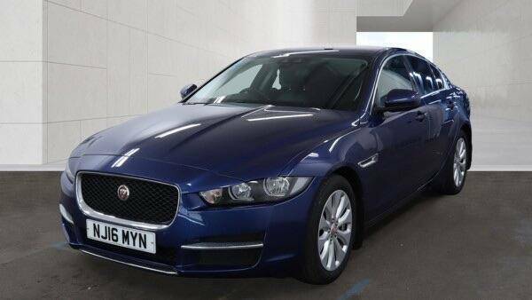 Jaguar XE 2.0D Prestige Euro 6 Ss Blue #2